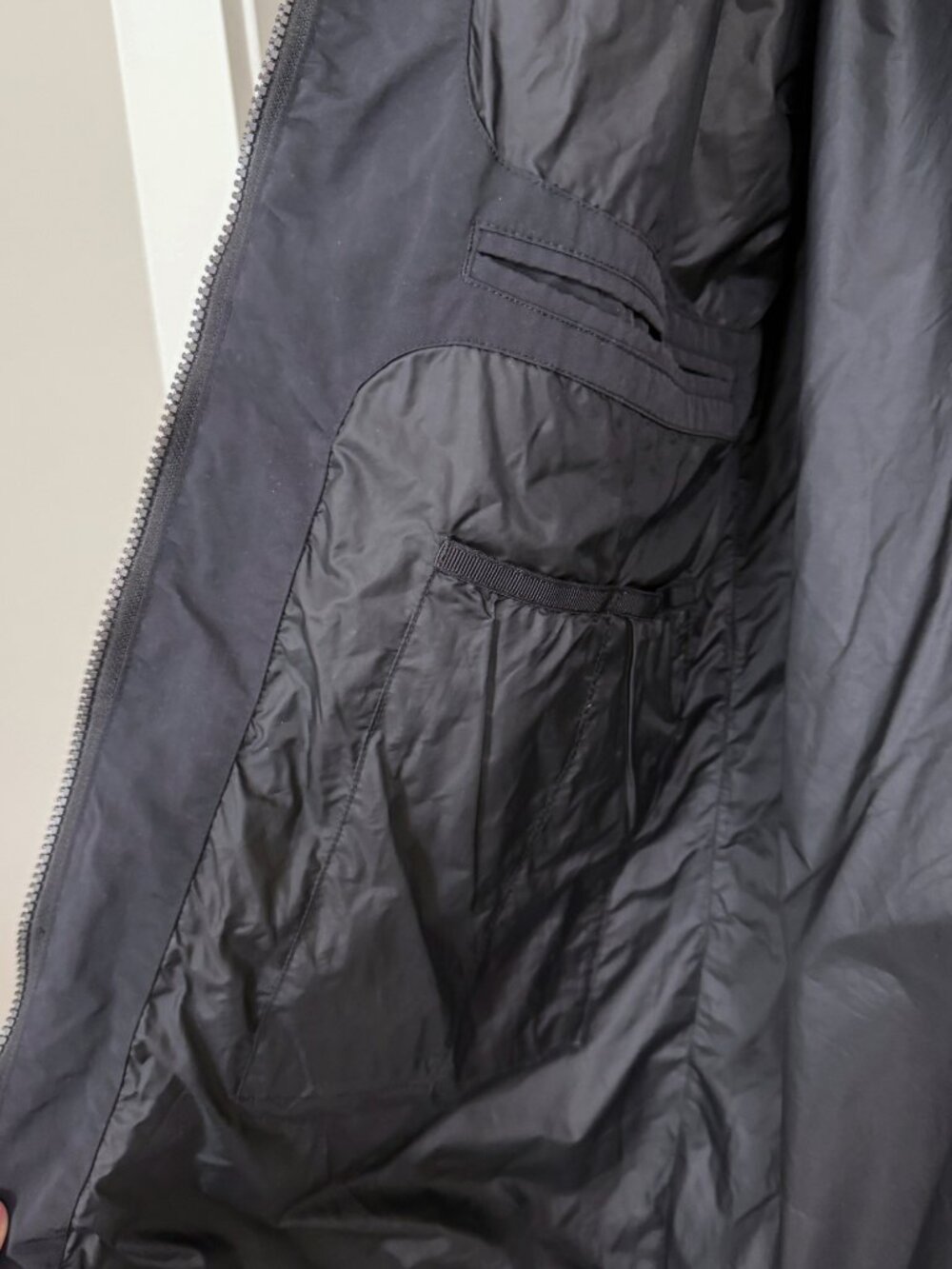 Lululemon Easy As Jacket Black Hooded Full Zip Size 8 - Picture 9 of 9